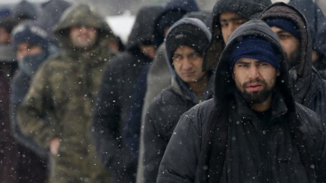 358270_migranti 676x437.jpg
