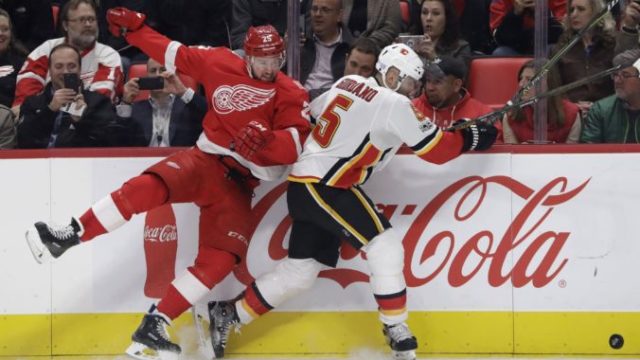358696_mike green 676x445.jpg