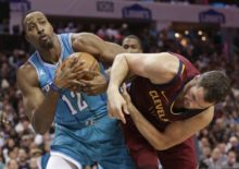 358702_dwight howard 12 kevin love 676x475.jpg