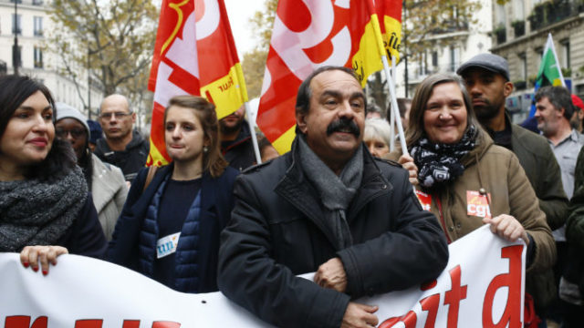 358765_france_protests_84792 b9ecd84fe33e4c8cba3fcde1ba5ca16b 676x483.jpg