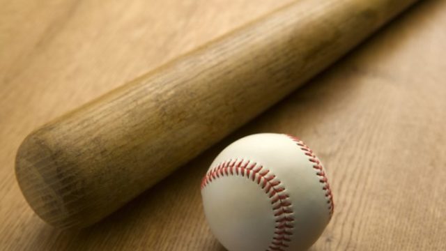 358851_baseball 676x451.jpg