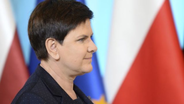 358889_beata szydlo 676x482.jpg