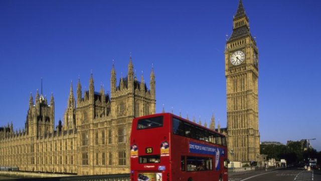 359090_autobus_londyn 676x455.jpg