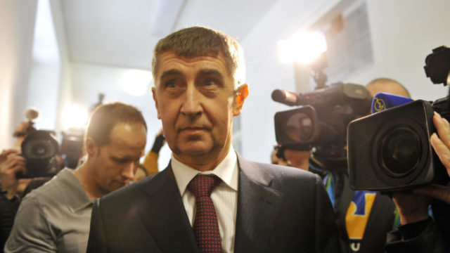 359217_babis_10 676x450.jpg