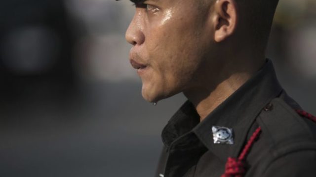 359250_thailand_kings_funeral_49765 c6fcc250d2ac4990a13a05a0d7fa7ce5 676x451.jpg