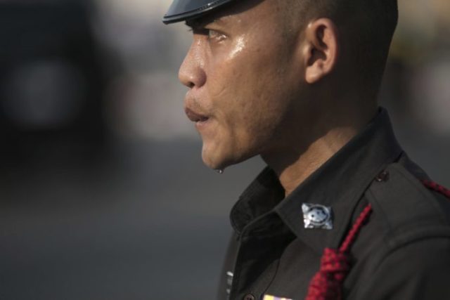 359250_thailand_kings_funeral_49765 c6fcc250d2ac4990a13a05a0d7fa7ce5 676x451.jpg