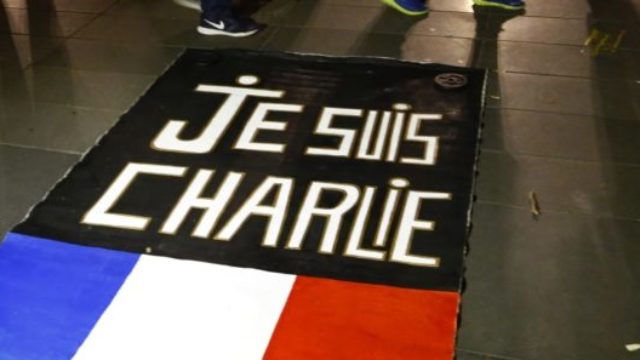 359270_france_attacks_anniversary 10dc496af4e14654ac107eb84beeb922 676x297.jpeg