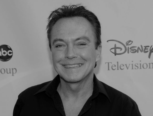 359291_obit_david_cassidy_81636 3caf947d87d74f23a6ef8d7ad74d0695 676x517.jpg