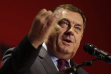 359396_bosnia_election_rally daadbd5878c848aa86d237b8bb3a26e5 676x451.jpeg