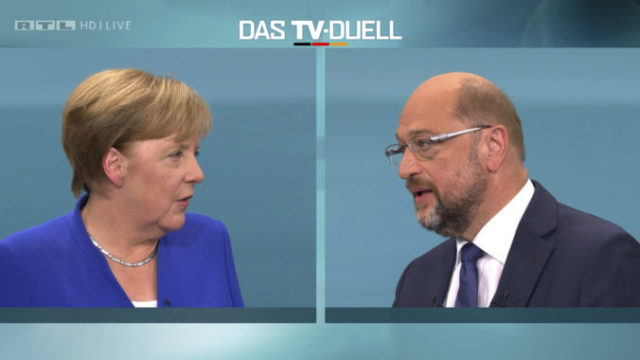 359500_merkelova schulz 676x399.jpg