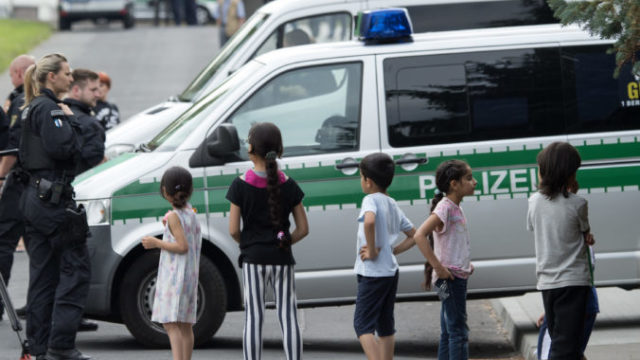 359559_germany_refugees 12df43df66d84872a58af0584200a48d 676x502.jpeg