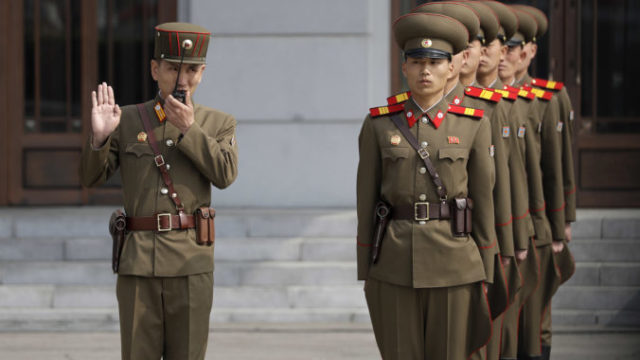359606_north_korea_founders_birthday_21914 9196fd94055243478910a8729d655c85 676x445.jpg