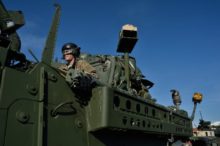 359610_presun vojenskej techniky 676x450.jpg