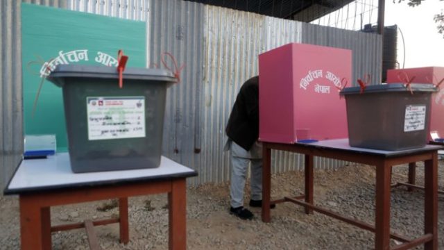 359769_nepal_election_12416 e93935c3923f4eeda5507f7807fe1af4 676x451.jpg