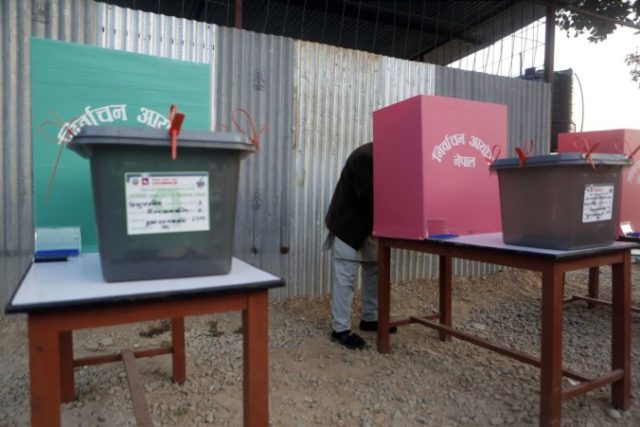 359769_nepal_election_12416 e93935c3923f4eeda5507f7807fe1af4 676x451.jpg