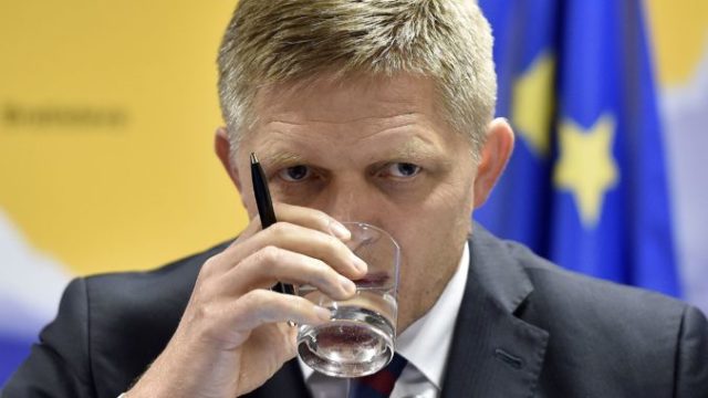 359831_robert fico 6 676x509.jpg