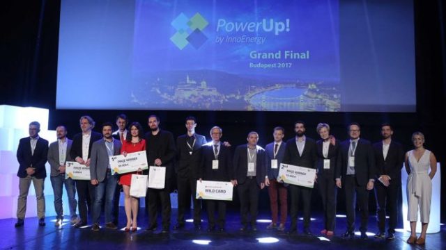 359924_innoenergy_powerup2017_award ceremony 676x451.jpg