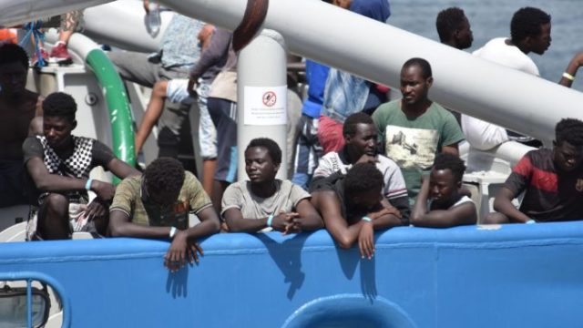359971_migranti 1 676x451.jpg