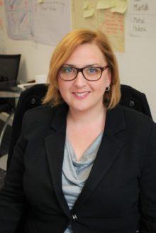 359986_lucie schweizer 676x1010.jpg
