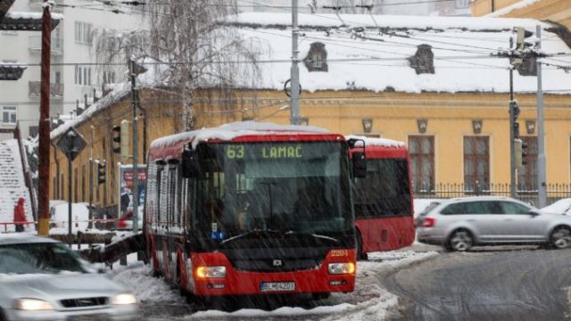 360186_snezenie_bratislava 676x451.jpg
