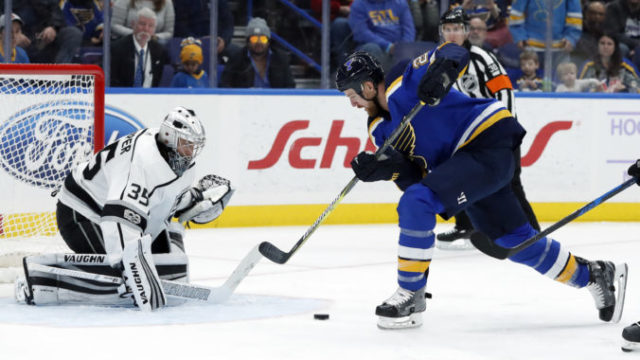 360398_kings_blues_hockey_86276 af8a2aa6fb2249e6ae91cd580350e371 676x429.jpg