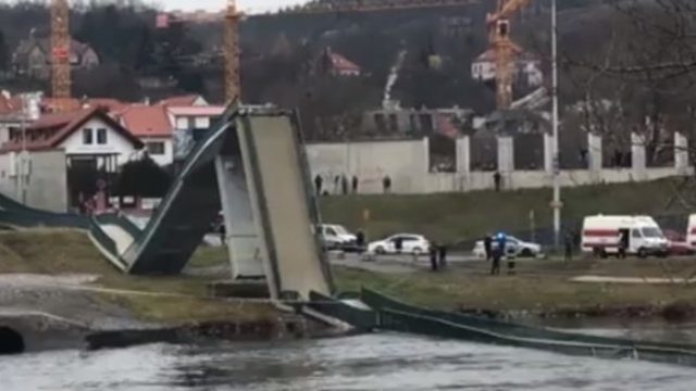 360427_praha 676x324.jpg