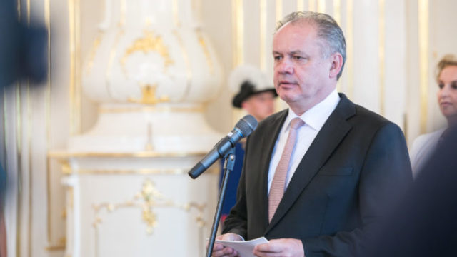 360594_andrej kiska 676x451.jpg