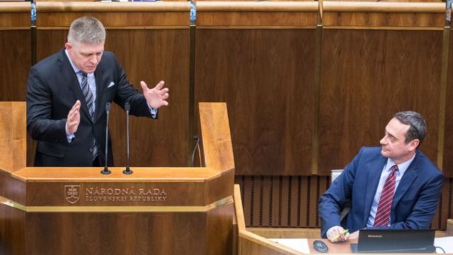 360728_robert fico 676x451.jpg