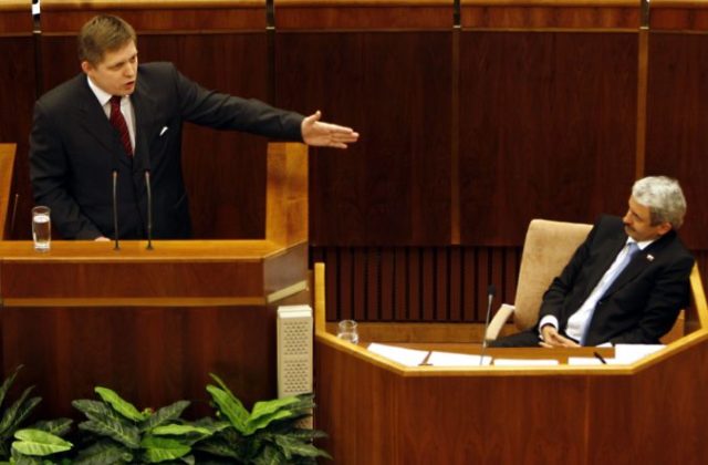 360756_robert fico mikulas dzurinda 676x444.jpg