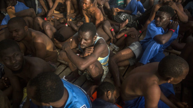 360776_migranti 3 676x451.jpg