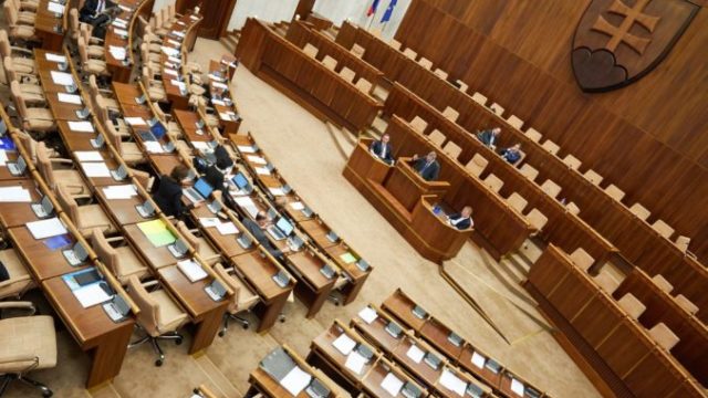 360982_narodna rada sr 676x451.jpg