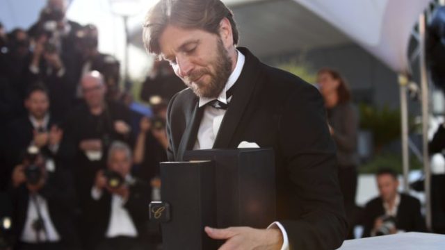 361219_france_cannes_2017_awards_photo_call_79387 37258fd2a2f947308ac32e76bb58fe34 676x478.jpg