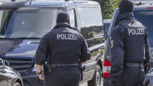 361316_policia 676x477.jpg
