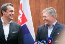 361601_andrej danko robert fico 676x451.jpg