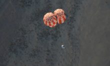 361865_nasa_spacecraft_parachute_test_98374 b8cb927d07e449f5a1571132707bbb46 676x406.jpg