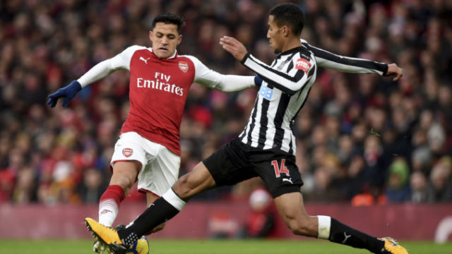 361896_britain_soccer_premier_league_35641 ee53be2548cd4aa284ad24fcdacbf7db 676x455.jpg