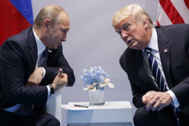 361963_vladimir putin donald trump 676x451.jpg