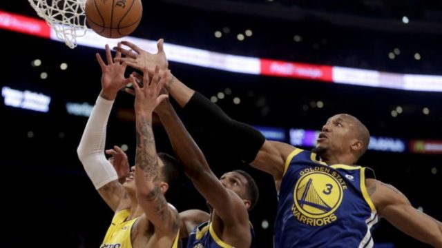 362075_warriors_lakers_basketball_02635 06e09c3406994be88c528fc99d9f3935 676x473.jpg