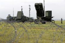 362086_japan_missile_defense_41803 d3e2cb3561fb45ed9d318ea7b2ff5402 676x451.jpg