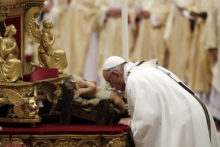362565_vatican_pope_christmas_51809 d9e37d1eb14c42bcac11a40e7a0926fa 676x451.jpg