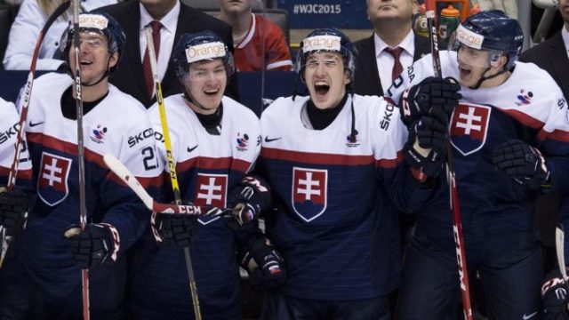 362613_world_junior_slovakia_sweden_hockey e3af59145db749feb81193aa1e69b2ed 676x523.jpeg