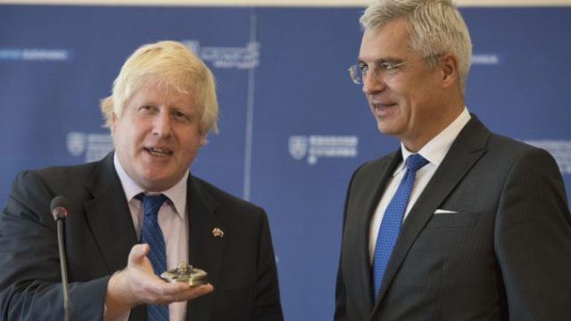 362695_boris johnson ivan korcok 676x451.jpg
