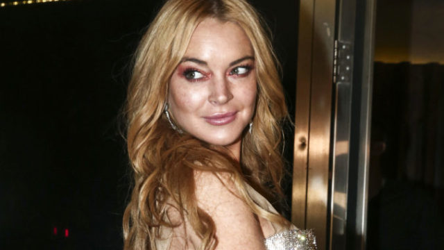 362729_harvey_weinstein_lindsay_lohan_01216 4113451ef9ce45cd9d405d06b4603658 676x494.jpg