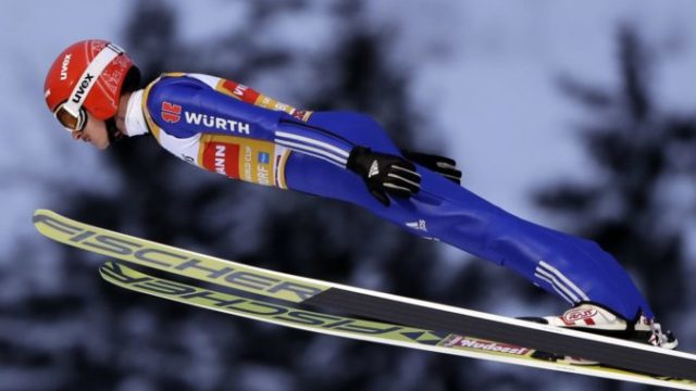 362922_germany_ski_jumping_four_hills_47783 d490e532340d45f88188a3a0109ae23e 676x451.jpg