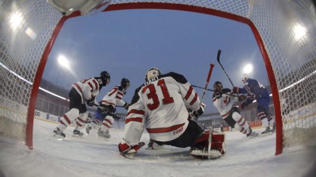 362943_carter hart 31 676x451.jpg