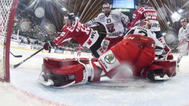 363007_switzerland_hockey_spengler_cup_58546 d198e252ce7740e19fa910890dfdc266 676x451.jpg