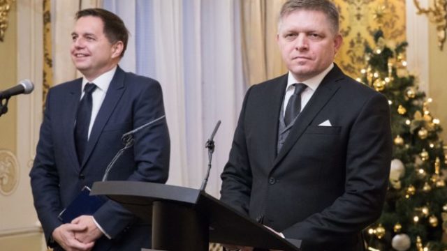 363273_peter kazimir robert fico 676x451.jpg
