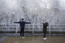 363310_britain_europe_storm_97034 3bfcb8ffce984bfbb1c77caf0669d5dc 676x455.jpg
