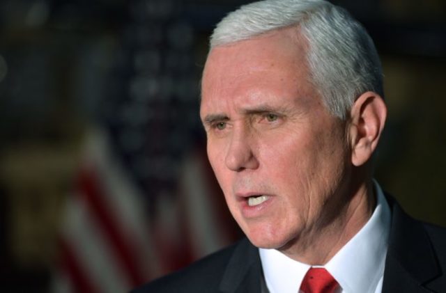 363351_americky viceprezident mike pence 676x445.jpg