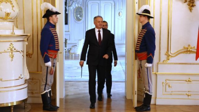 363368_andrej kiska 1 676x396.jpg